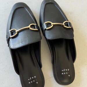 Target New Days black mule flats size 6 1/2